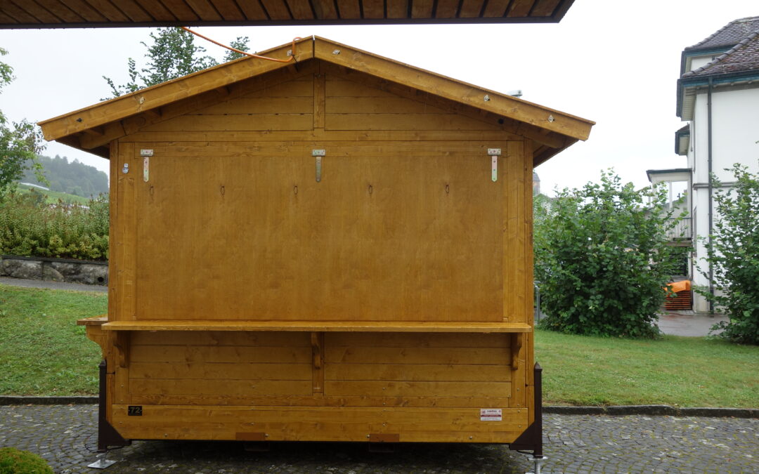 Tag -3: Die Chalets sind angekommen